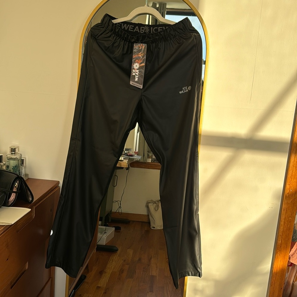 Ice Wear Rain and Windproof Pants
